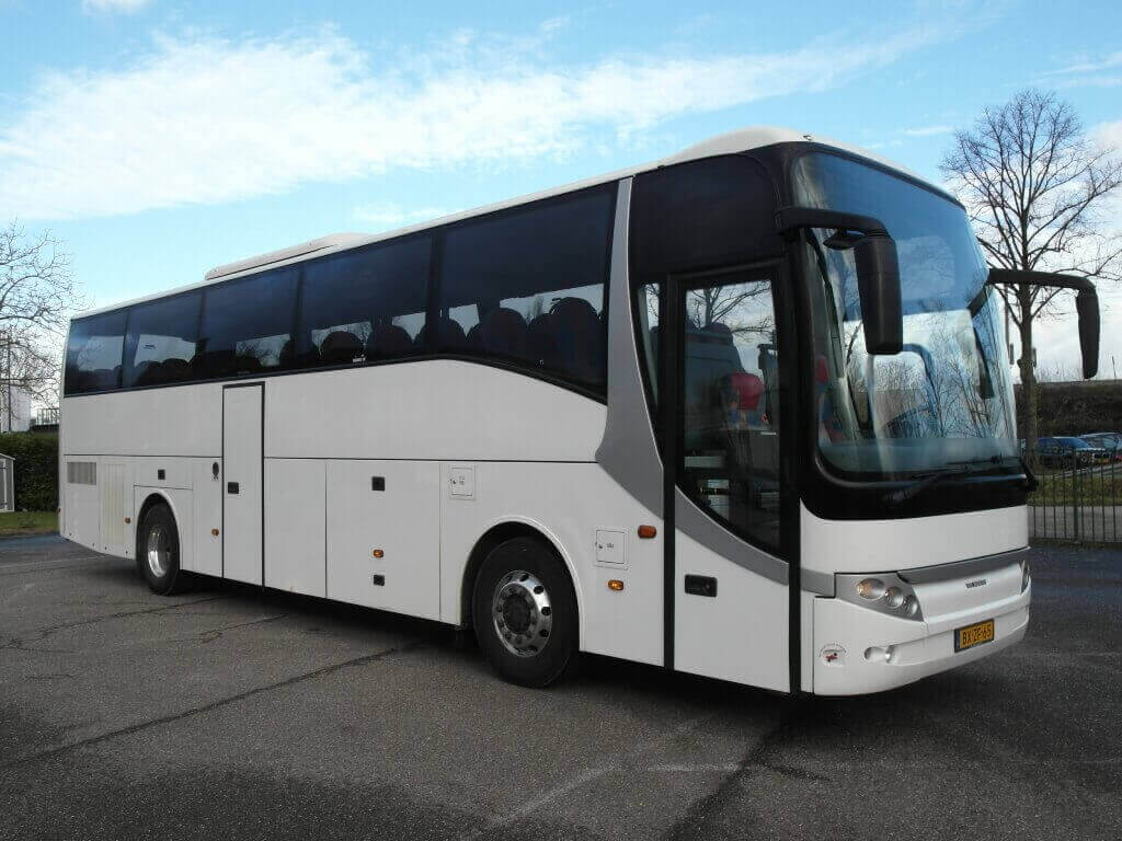 Bus huren met chauffeur 50 personen Drenthe Tours Bus huren met chauffeur 50 personen Drenthe Tours